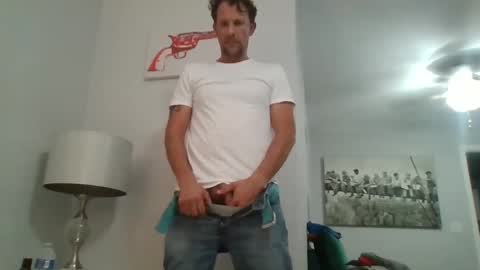 luiggii0904 online show from 20, 12, 2024