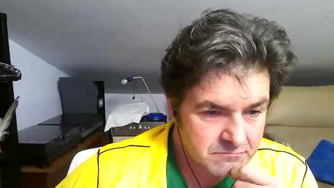 LUIGIJOHN online show from 6, 2, 2026