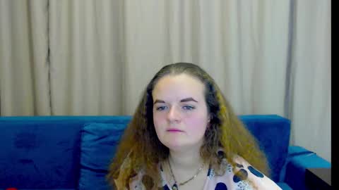 Luisa Rosee online show from 22, 2, 2025