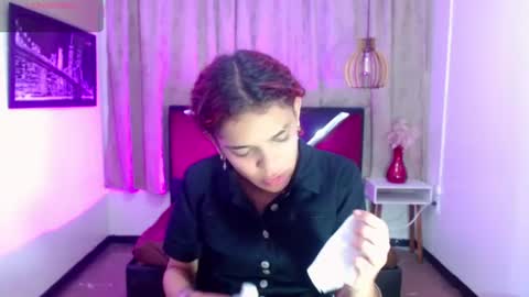 Snapshot of luisa_torres__ chatting on 20, 6, 2026 luisa_torres__ online show from 20, 6, 2026