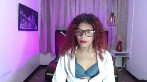 Snapshot of luisa_torres__ chatting on 18, 7, 2026 luisa_torres__ online show from 18, 7, 2026