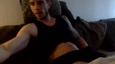 Snapshot of luisbadx chatting on 21, 12, 2025 Luis Badx online show from 21, 12, 2025