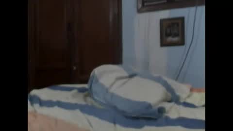 Snapshot of luiscamerom chatting on 9, 5, 2026 luiscamerom online show from 9, 5, 2026