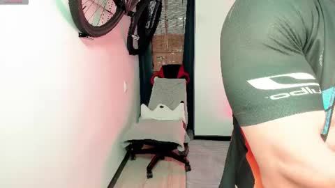 Snapshot of luisfernikesportboy chatting on 24, 7, 2026 Luis Fer PVT IS OPEN online show from 24, 7, 2026