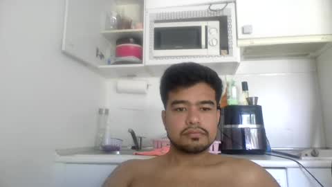 Snapshot of luisjose1998 chatting on 5, 8, 2026 luisjose1998 online show from 5, 8, 2026