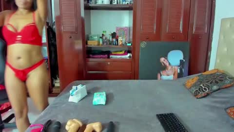 Snapshot of luissa_s1 chatting on 4, 1, 2025 Luissa online show from 4, 1, 2025