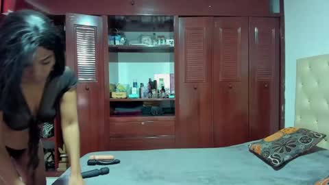 Snapshot of luissa_s1 chatting on 16, 1, 2025 Luissa online show from 16, 1, 2025