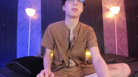 luixdust1 online show from 5, 11, 2025