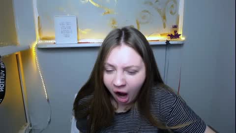 Snapshot of luizaheems_ chatting on 15, 12, 2024 Luiza online show from 15, 12, 2024