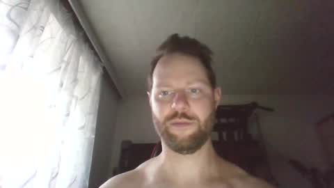 Snapshot of luke91_t chatting on 10, 10, 2025 luke91_t online show from 10, 10, 2025