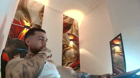 Snapshot of luke_davis01 chatting on 16, 3, 2026 LUKE online show from 16, 3, 2026