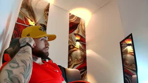 Snapshot of luke_davis01 chatting on 21, 3, 2026 LUKE online show from 21, 3, 2026