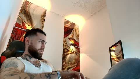 Snapshot of luke_davis01 chatting on 8, 4, 2026 LUKE online show from 8, 4, 2026