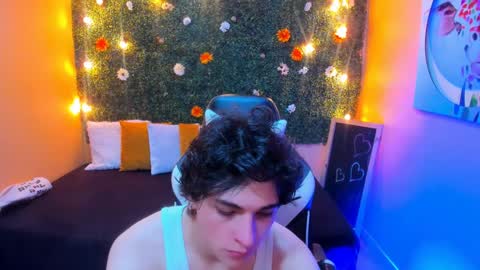 Snapshot of luke_howland chatting on 18, 12, 2024 Luke online show from 18, 12, 2024