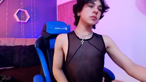 Snapshot of luke_howland chatting on 12, 1, 2025 Luke online show from 12, 1, 2025