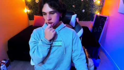 Snapshot of luke_howland chatting on 13, 1, 2025 Luke online show from 13, 1, 2025