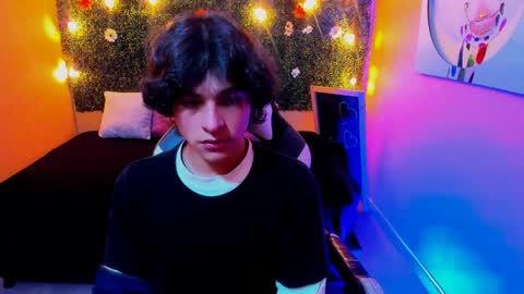 Snapshot of luke_howland chatting on 21, 1, 2025 Luke online show from 21, 1, 2025