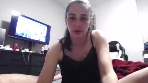 Snapshot of lukeandliz25 chatting on 27, 4, 2026 DarkSideDuo69 online show from 27, 4, 2026