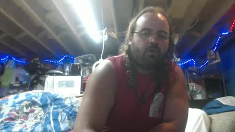 Snapshot of lukeandluci chatting on 19, 6, 2026 lukeandluci online show from 19, 6, 2026