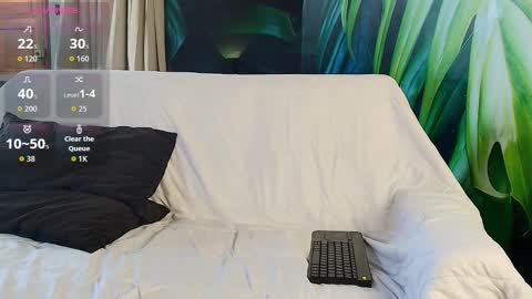 Snapshot of lukecrews chatting on 7, 1, 2026 Luke Crews online show from 7, 1, 2026