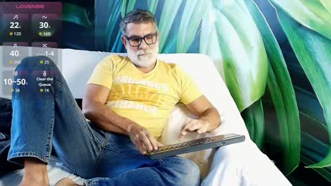 Snapshot of lukecrews chatting on 9, 1, 2026 Luke Crews online show from 9, 1, 2026