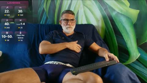 Snapshot of lukecrews chatting on 12, 2, 2026 Luke Crews online show from 12, 2, 2026