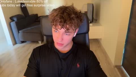 Snapshot of lukedesirable chatting on 22, 3, 2026 lukedesirable online show from 22, 3, 2026