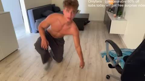 Snapshot of lukedesirable chatting on 6, 7, 2026 lukedesirable online show from 6, 7, 2026