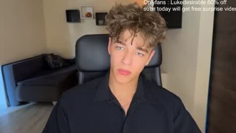 Snapshot of lukedesirable chatting on 8, 7, 2026 lukedesirable online show from 8, 7, 2026