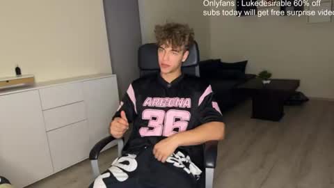 Snapshot of lukedesirable chatting on 15, 7, 2026 lukedesirable online show from 15, 7, 2026
