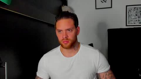 Snapshot of lukeglanton17 chatting on 28, 2, 2025 Luke online show from 28, 2, 2025