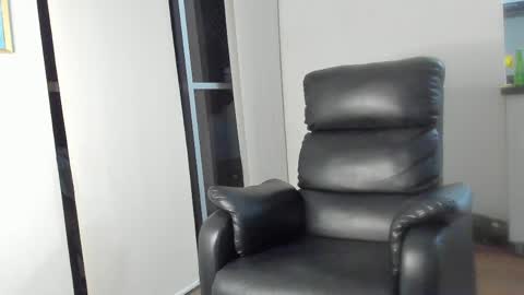 Snapshot of lukeglanton17 chatting on 2, 3, 2026 Luke online show from 2, 3, 2026