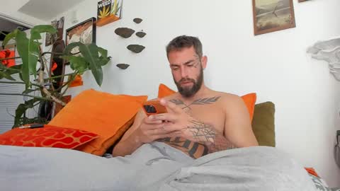 Snapshot of lukerex chatting on 27, 1, 2025 Luke Rex online show from 27, 1, 2025