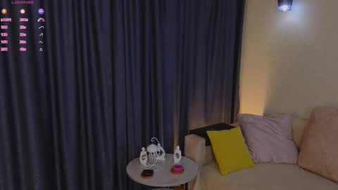 Snapshot of lulaghent chatting on 24, 10, 2025 Lula online show from 24, 10, 2025