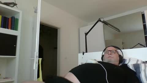 luley58 online show from 27, 2, 2025