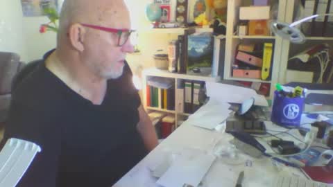 Snapshot of luley58 chatting on 8, 4, 2026 luley58 online show from 8, 4, 2026