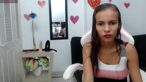 Snapshot of lulu_25_ chatting on 26, 12, 2024 Lulu online show from 26, 12, 2024