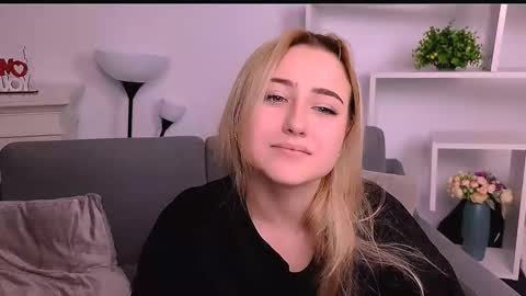 Lily online show from 1, 3, 2026