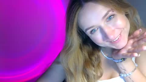 Snapshot of lulu_baby1 chatting on 8, 9, 2025 Lulu Baby18 online show from 8, 9, 2025