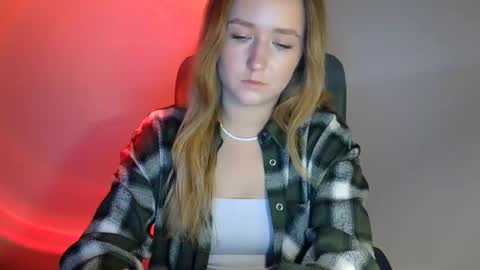 Snapshot of lulu_baby1 chatting on 5, 11, 2025 Lulu Baby18 online show from 5, 11, 2025