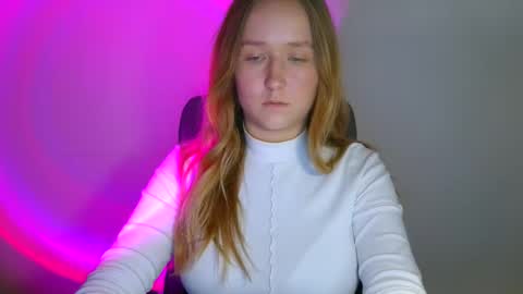 Snapshot of lulu_baby1 chatting on 11, 11, 2025 Lulu Baby18 online show from 11, 11, 2025