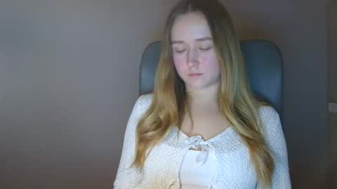 Snapshot of lulu_baby1 chatting on 7, 1, 2026 Lulu Baby18 online show from 7, 1, 2026