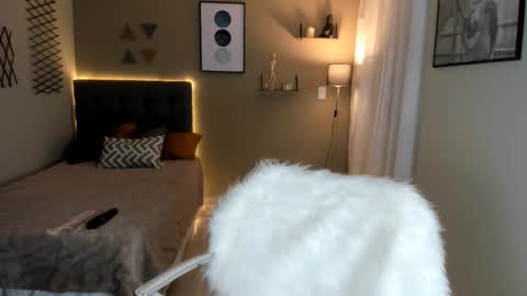 Snapshot of lulu_lopez chatting on 4, 3, 2025 Lau  online show from 4, 3, 2025