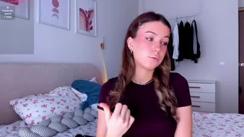 Snapshot of luluberryx chatting on 9, 6, 2026 lulu berry online show from 9, 6, 2026