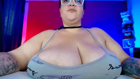 LuluBigTitts online show from 17, 2, 2026