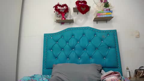 Snapshot of luly_blue chatting on 9, 1, 2025 Luly online show from 9, 1, 2025
