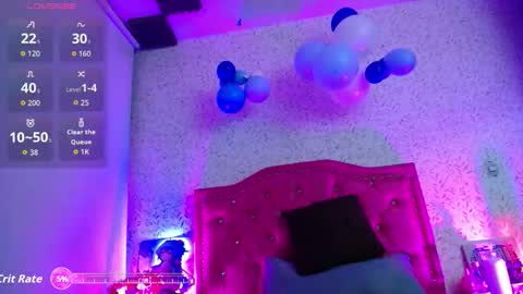 Snapshot of luly_blue chatting on 8, 10, 2025 Luly online show from 8, 10, 2025