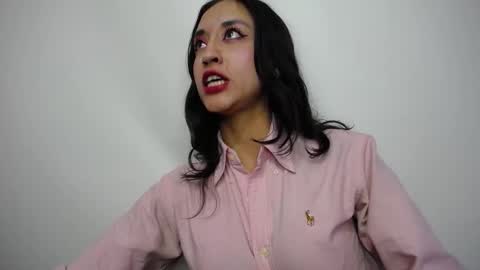 Snapshot of luly_blue chatting on 9, 10, 2025 Luly online show from 9, 10, 2025