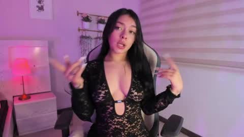 Snapshot of lummii_ chatting on 8, 6, 2026 lummii_ online show from 8, 6, 2026