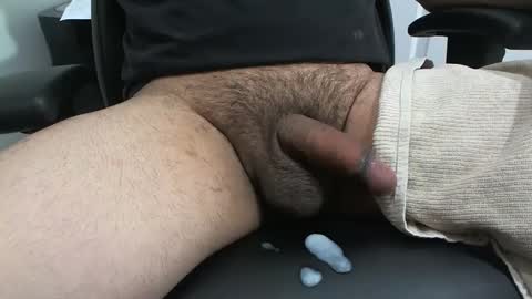 Snapshot of lun_cum chatting on 12, 3, 2025 lun_cum online show from 12, 3, 2025